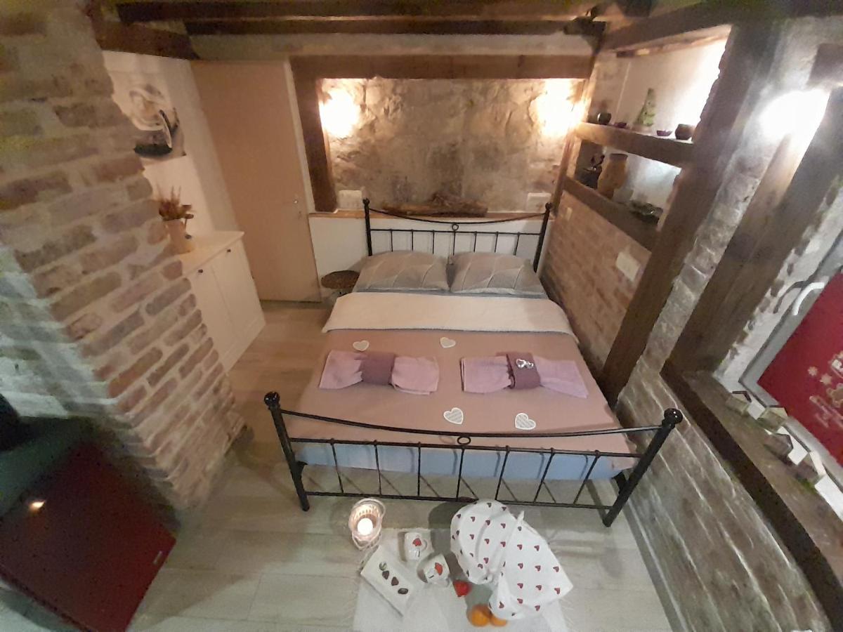 Apartment Ada Bed & Breakfast Gračac 외부 사진