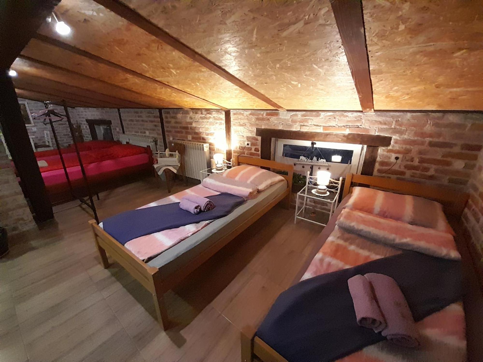 Apartment Ada Bed & Breakfast Gračac 객실 사진